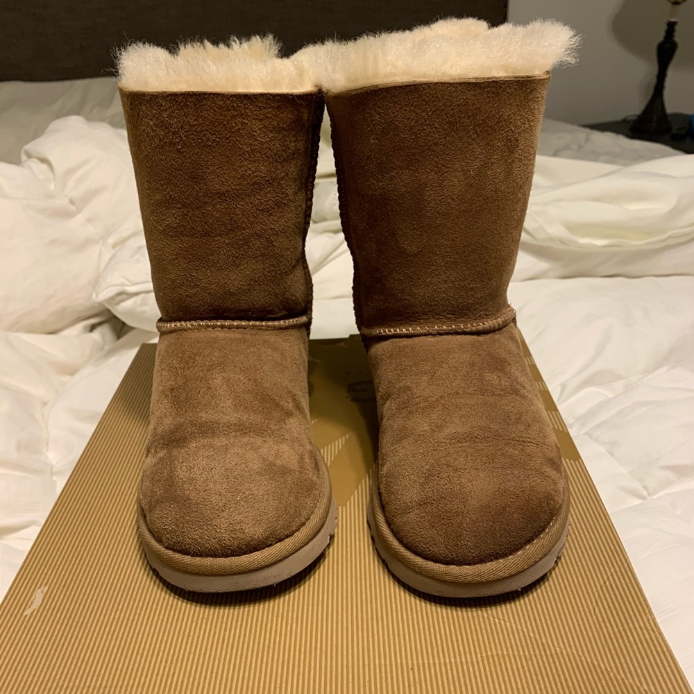 Girls Bailey Bow UGGS